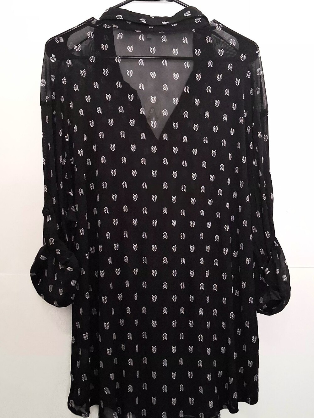 EDEN & OLIVIA Black Button-Front Blouse Size 2X - Picture 2 of 6